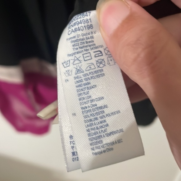 I Love HB 1 Dress Sz M Black Fushia Trim Sheer Lined Pleated Skirt - Picture 9 of 11